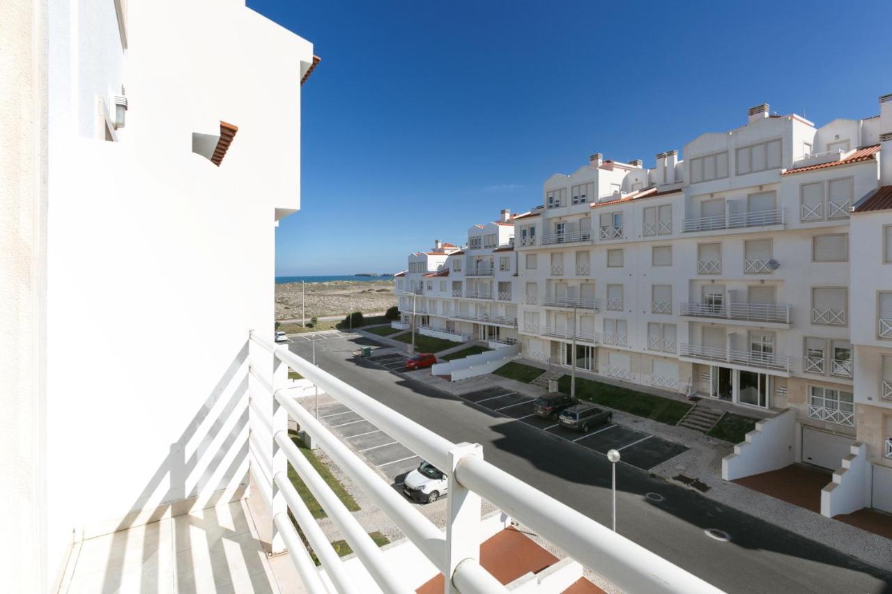 Baleal Beachfront Duplex Пеніші Екстер'єр фото